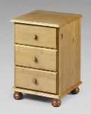 Julian Bowen Pickwick 3 Door Bedside Chest